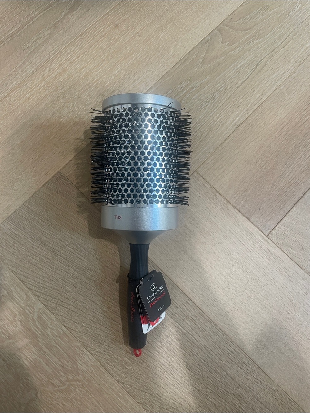 Olivia Garden 3 1/2” Round Ceramic Barrel Hair Brush